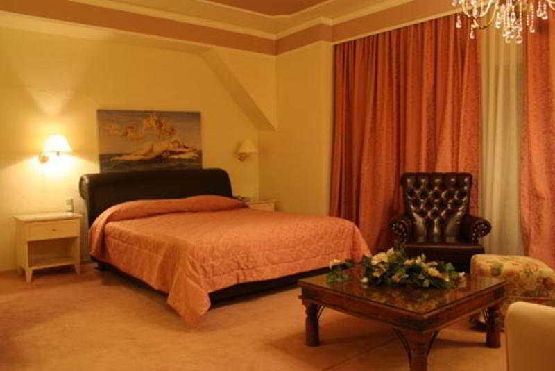 Kouros Hotel Drama Habitación foto